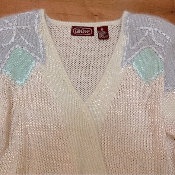 Vintage 80's Ginenne Soft Blend Pastel V-neck Sweater Size M - Picture 3 of 6